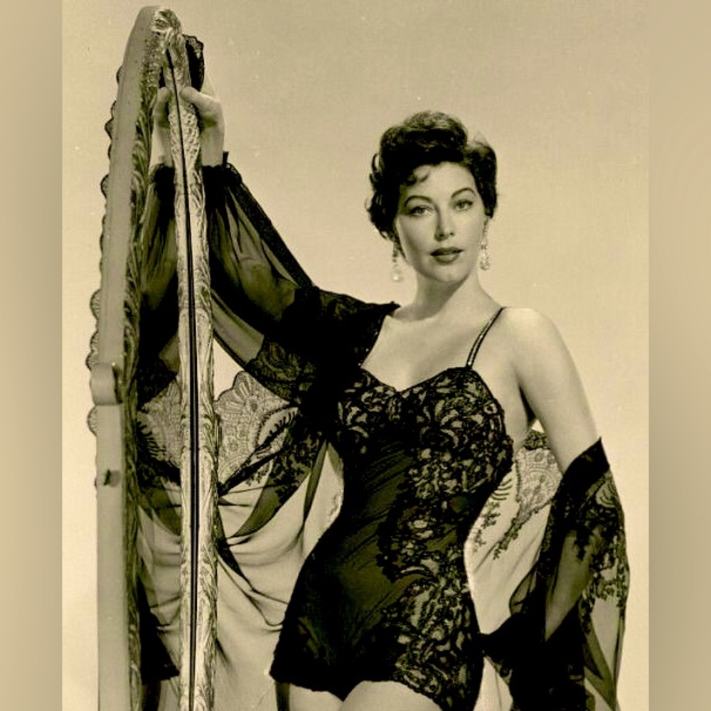 Meet your Posher, Peter